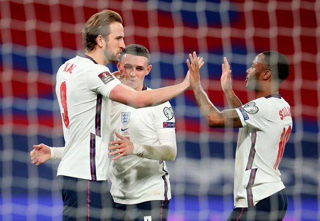 Anglický fotbalový reprezentant Harry Kane slaví gól v utkání proti Polsku hraném v rámci kvalifikace MS 2022.