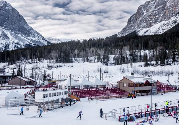 Canmore, ležící nedaleko Calgary, je další zastávkou ve Světovém poháru biatlonistů.