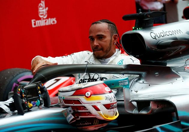První ve Velké ceně Německa dojel Lewis Hamilton, který startoval až ze 14. místa. Po této výhře se dostal do čela mistrovství světa F1.