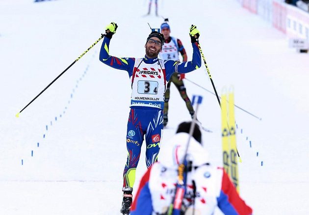 Martin Fourcade jásá v cíli - Francie má na MS biatlonistů první zlato.