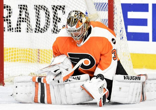 Český brankář Michal Neuvirth byl hlavní oporou Philadelphie ve čtvrtém utkání 1. kola play off proti Washingtonu.