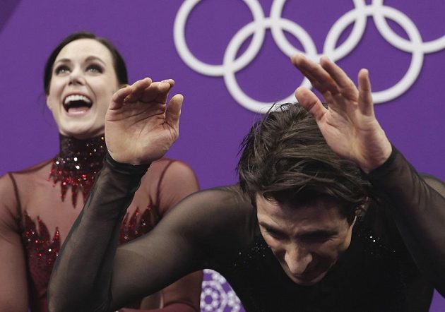 Kanadská radost. Taneční pár Tessa Virtueová a Scott Moir se s krasobruslařskou kariérou rozloučili zlatou olympijskou medailí.