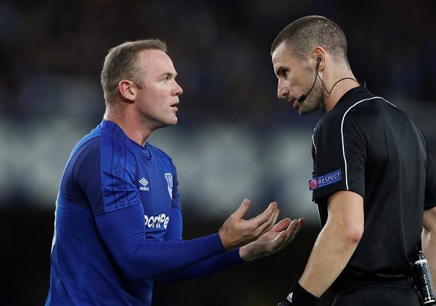 Útočník Wayne Rooney a jeho návrat na Goodison Park v utkání Evropské ligy. Hvězda podle médií moc nezářila.