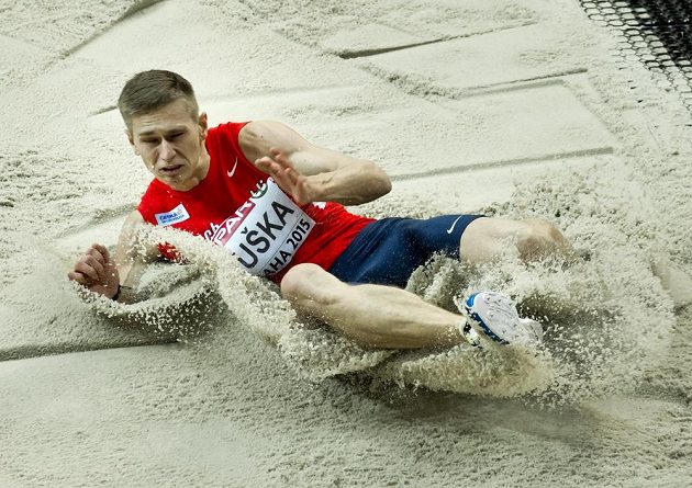 Český dálkař Radek Juška se na halovém mistrovství Evropy v Praze probojoval do pátečního finále.