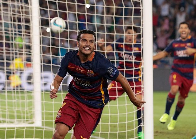 Útočník Pedro Rodríguez (na snímku) zařídil Barceloně pět minut před koncem prodloužení se Sevillou zisk Superpoháru UEFA.