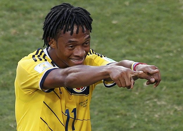 Kolumbijský záložník Juan Cuadrado se raduje ze vstřelení gólu proti Japonsku.