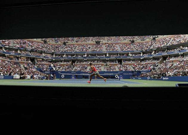 Nezvyklý pohled na finále US Open mezi Karolínou Plíškovou a Angelique Kerberovou z Německa.