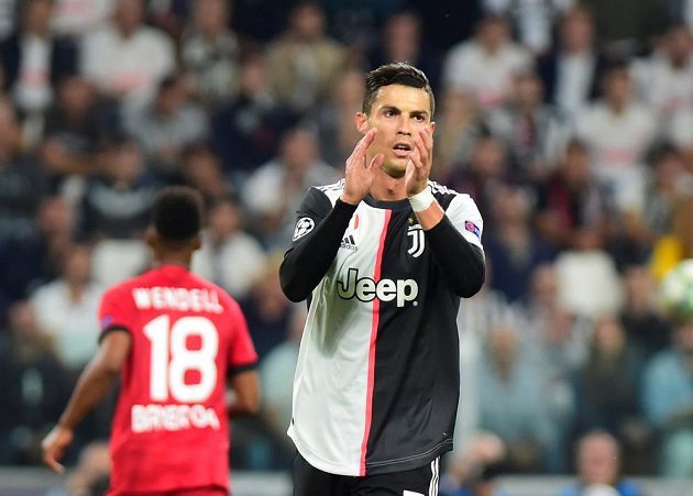 Hvězdný Cristiano Ronaldo se dresu Juventusu dočkal také v Lize mistrů gólové radosti,