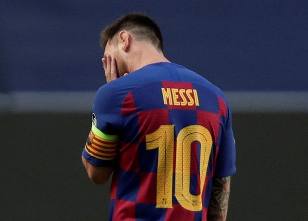 Bezmoc a zmar. Hvězdnný Argentinec Lionel Messi dopředu tušil, jak účinkování Barcelony v Lize mistrů dopadne. Ale že to bude takový debakl...