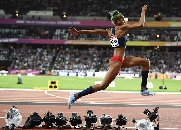 Yulimara Rojasová z Venezuely si doskočila v trojskoku pro titul světové šampiónky.