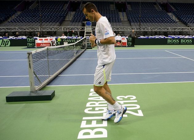 Tenista Lukáš Rosol na tréninku českého týmu před finále Davis Cupu v Bělehradu.