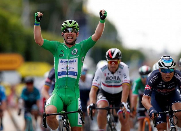 Britský cyklista Mark Cavendish vyhrál na Tour de France druhou spurtérskou etapu za sebou.