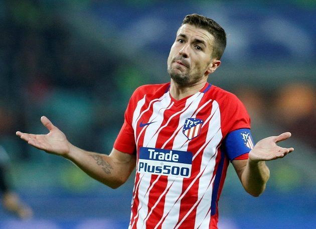 Kapitán fotbalového Atlétika Maadrid Gabi a jeho rozčarování po remíze v utkání Ligy mistrů s Karabachem.