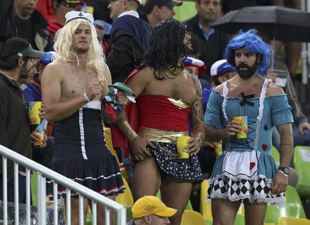 Na stadiónu Deodoro probíhá ragbiový zápas mezi USA a Brazílií, kdybyste to nepoznali...