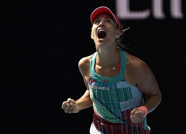 Německá tenistka Angelique Kerberová slaví postup do finále Australian Open.