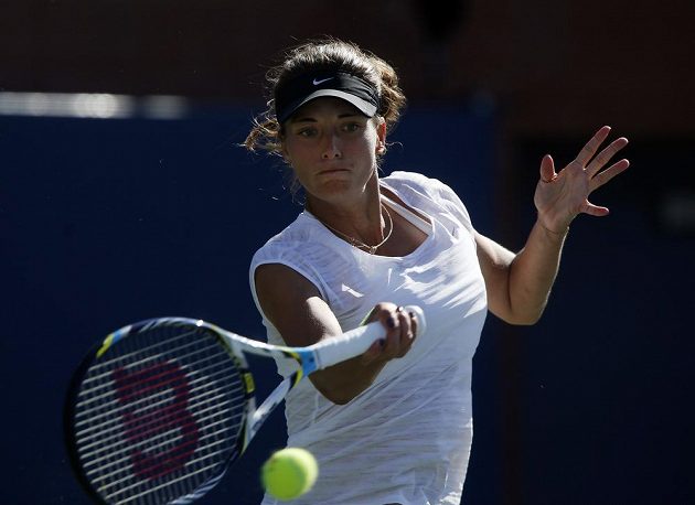 Česká tenistka Petra Cetkovská během zápasu 3. kola US Open proti Italce Flavii Pennettaové.