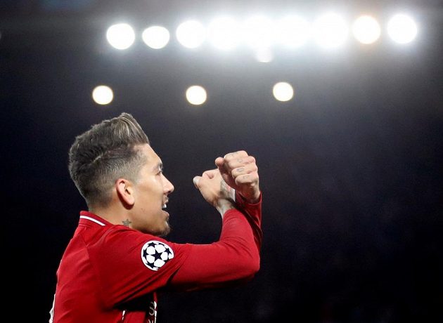 Liverpoolský Roberto Firmino po vstřelené brance proti Portu ve čtvrtfinále Ligy mistrů.