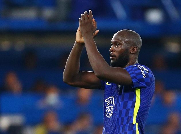 Romelu Lukaku zařídil výhru Chelsea s Petrohradem a po zápase tleskal fanouškům.