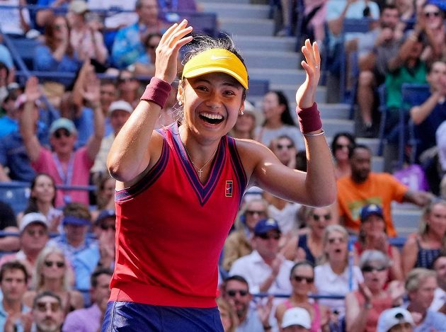 To jako vážně? Osmnáctiletá tenistka Emma Raducanuová senzačně prošla na US Open z kvalifikace až na úplný vrchol.