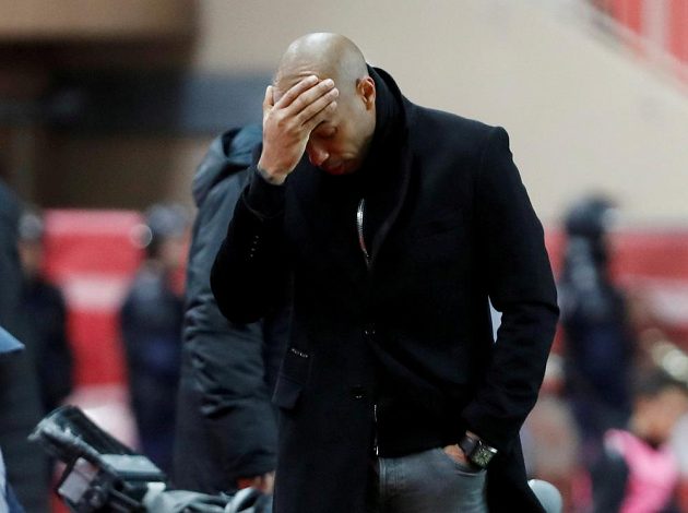 Rozchod? Monako zbavilo trenéra Thierryho Henryho dočasně všech pravomocí a bude jednat o jeho další budoucnosti u týmu.