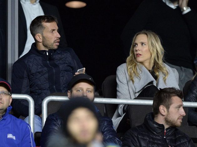 Tenista Radek Štěpánek s bývalou manželkou Nicole Vaidišovou v hledišti na Letné.