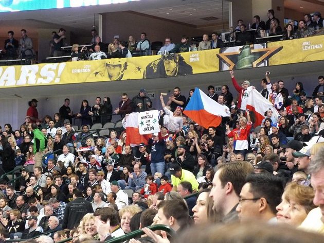 Kotel fanoušků Jaromíra Jágra v American Airlines Areně, domovském stánku Dallas Stars.