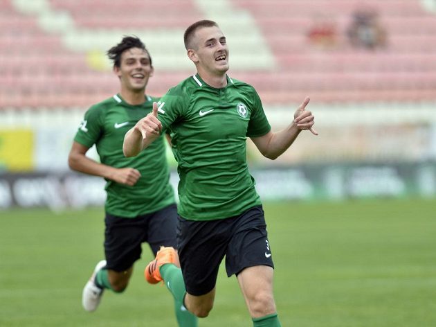 Příbramský fotbalista Roman Květ se raduje z prvního gólu. Nováček v úvodním kole nejvyšší soutěže nastoupil proti Teplicím.