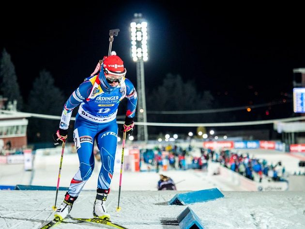 Eva Puskarčíková během vytrvalostního závodu ve švédském Östersundu.