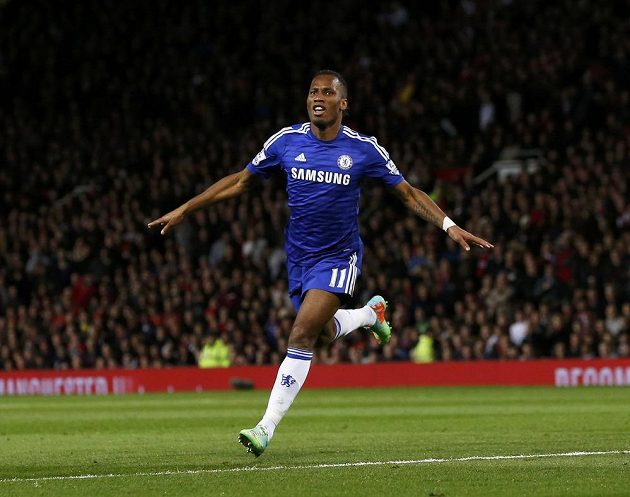 Útočník Chelsea Didier Drogba slavil proti Manchesteru United svou první ligovou trefu v nové sezóně.