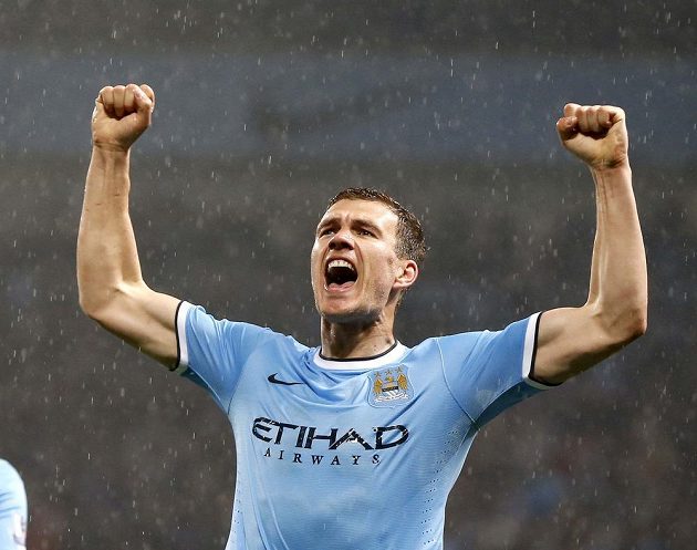 Edin Džeko z Manchesteru City jásá, střelecky se výrazně prosadil i proti Aston Ville.
