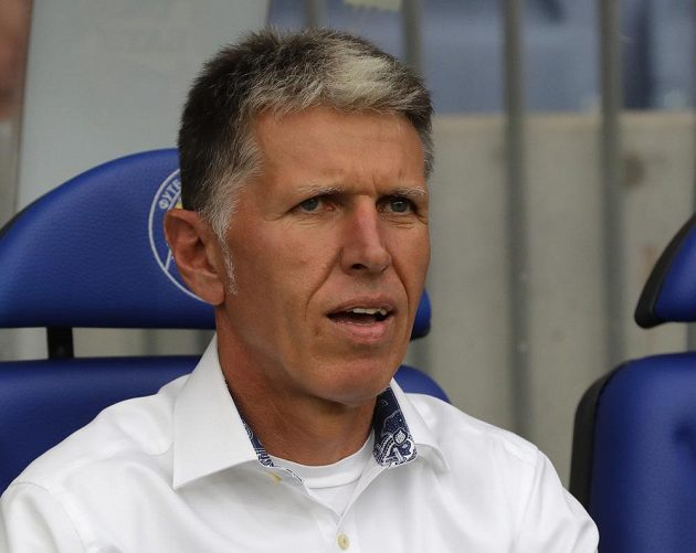 Napjatý výraz v tváři slávistického kouče Jaroslava Šilhavého v odvetě 3. předkola Ligy mistrů s Borisovem.