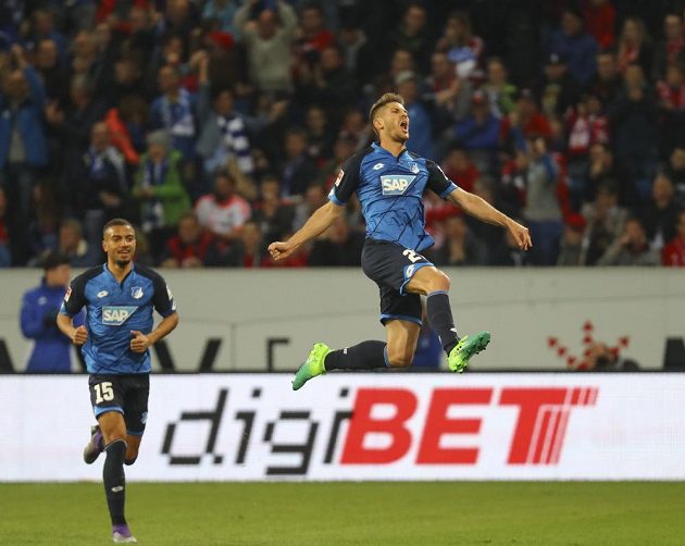 Střelec gólu TSG Hoffenheim Andrej Kramarič a jeho radost v duelu proti Bayernu v německé nejvyšší soutěži.