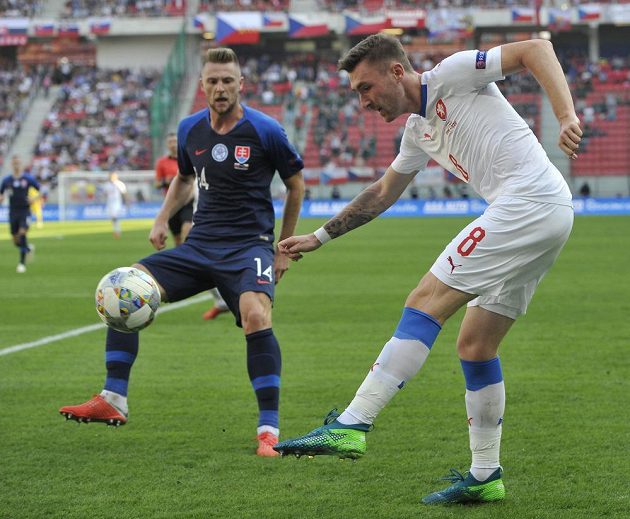 Zleva Mila Škriniar ze Slovenska a Jaromír Zmrhal z Česka.