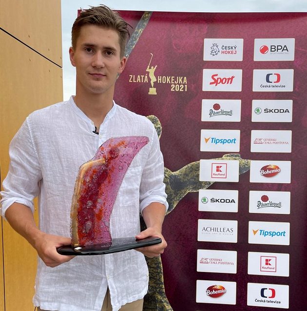 Martin Nečas skončil ve Zlaté hokejce čtvrtý, nejvýše ve své kariéře.