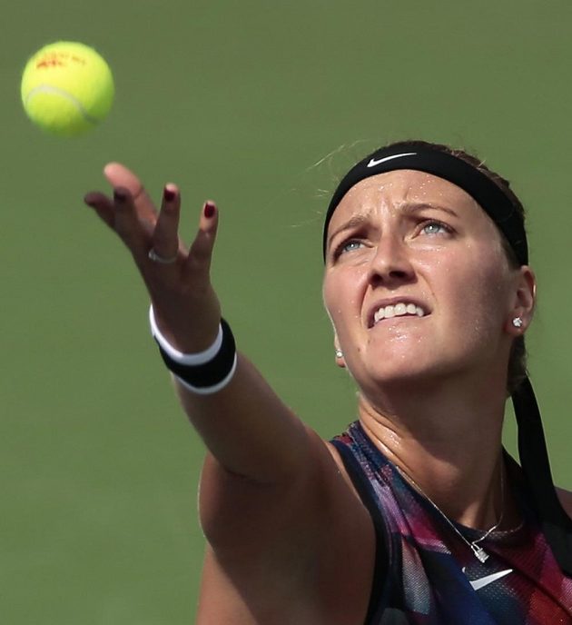 Petra Kvitová při utkání prvního kola US Open se Srbkou Jelenou Jankovičovou.