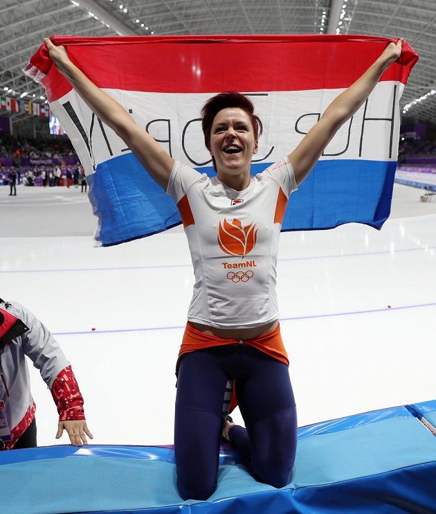 Ženský olympijský závod na 1000 metrů v rychlobruslení ovládla Nizozemka Jorien ter Morsová.