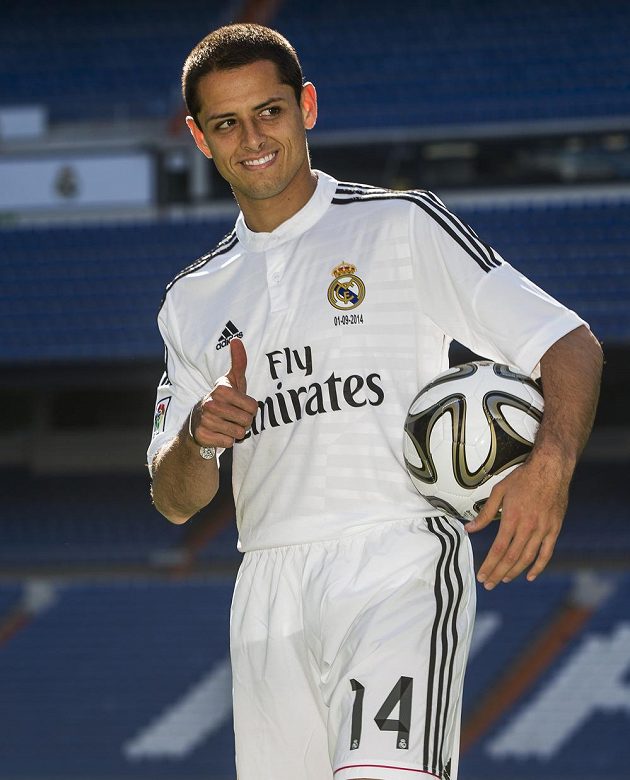 Javier 'Chicharito' Hernández si ve slavném Realu vybral dres s oblíbenou čtrnáctkou.