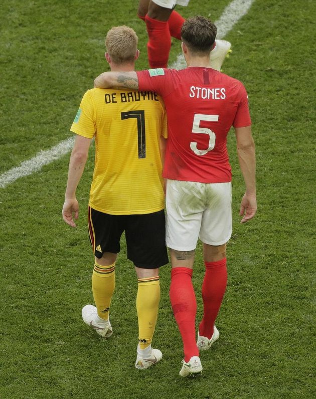 V sobotu protihráči, jinak parťáci z Manchesteru City, Kevin De Bruyne a John Stones po zápase o bronz, který nakonec slaví prvně jmenovaný.