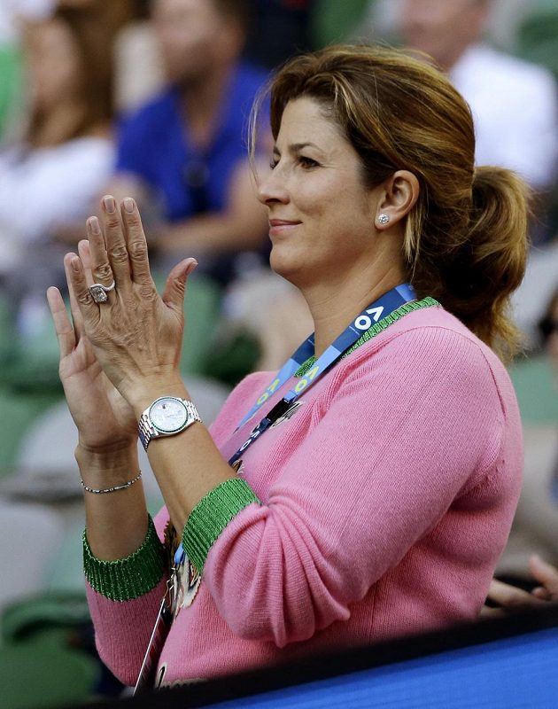 Manželka Rogera Federera Mirka podporuje svého chotě v semifinále Australian Open.