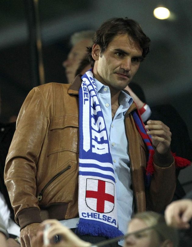 Úvodní semifinálový duel Evropské ligy mezi Basilejí a londýnskou Chelsea si nenechala ujít ani bývalá světová tenisová jednička Roger Federer.