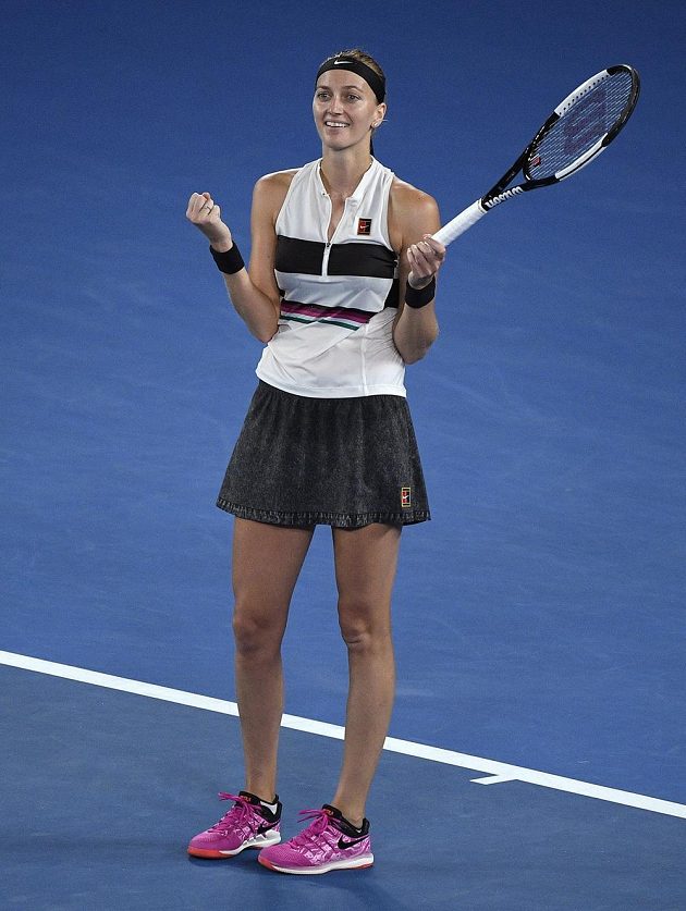 Petra Kvitová se raduje poté, co porazila Danielle Collinsovou v semifinále Australian Open.