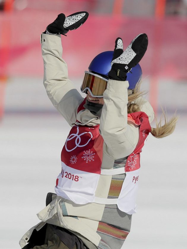 Rakouská zlatá radost. Anna Gasserová je první olympijskou vítězkou ve snowboardové disciplíně Big Air.