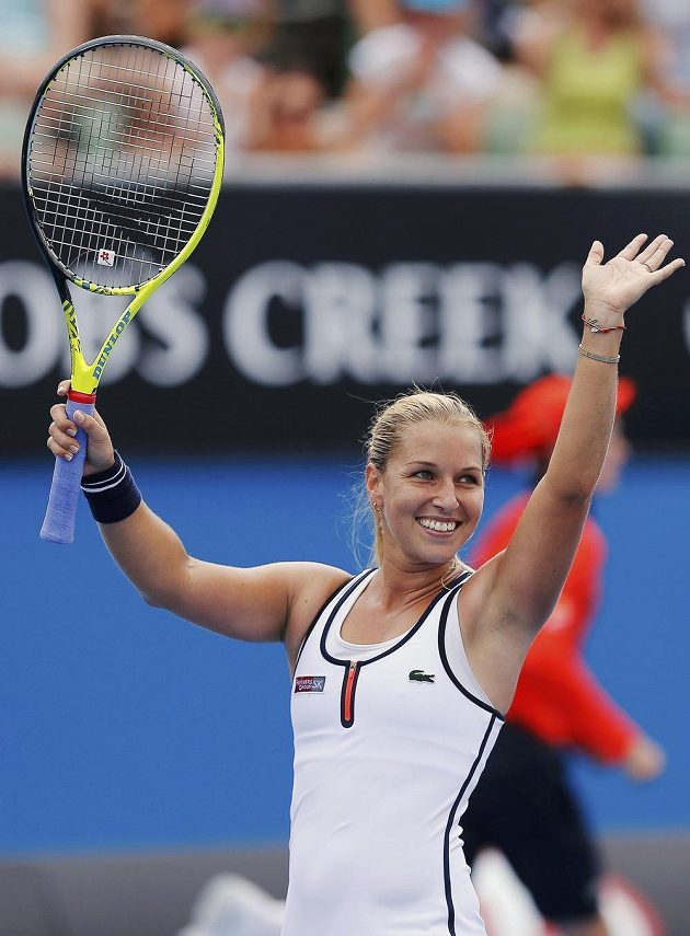 Slovenská tenistka Dominika Cibulková se raduje z postupu do druhého kola Australian Open přes Belgičanku Kirsten Flipkensovou.