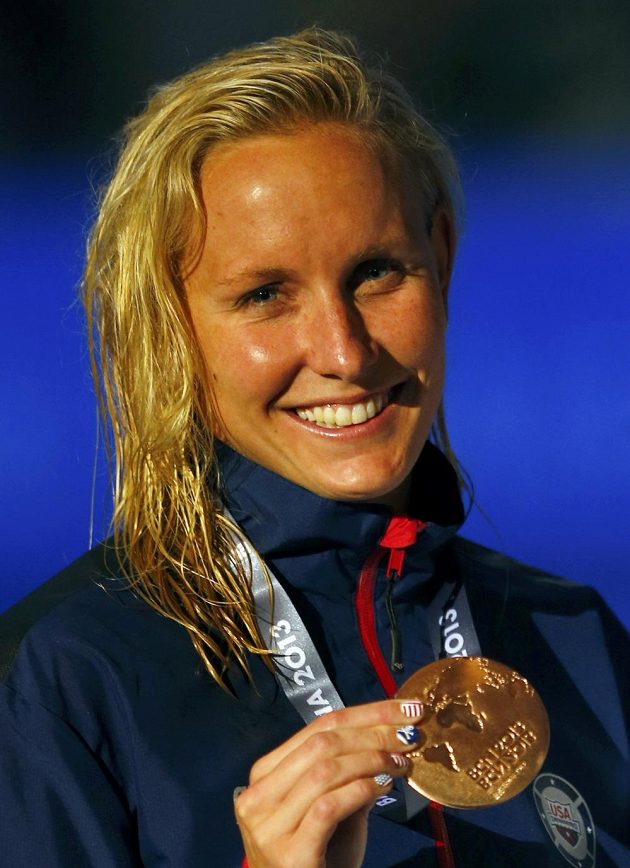 Jessica Hardyová z USA se v minulosti "proslavila" dopingovou aférou, v závodu na 100 metrů prsa skončila třetí.