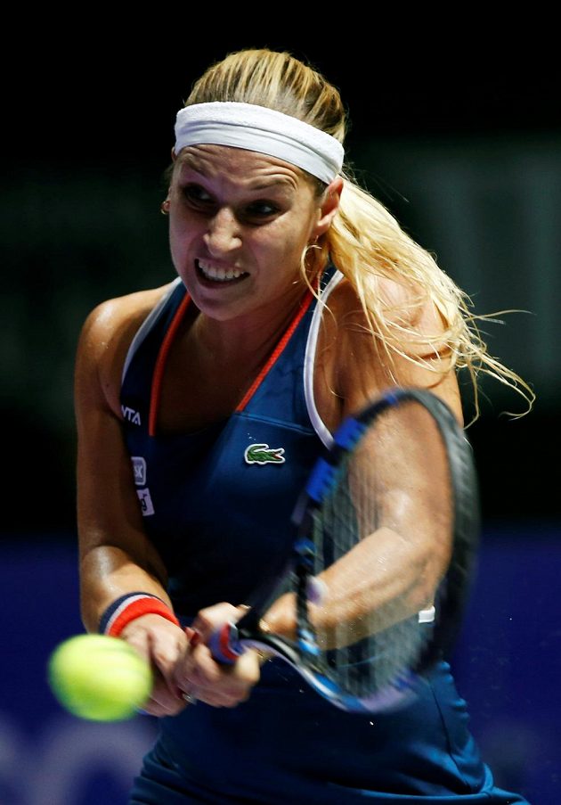 Slovenská tenistka Dominika Cibulková během semifinálového duelu na Turnaji mistryň.