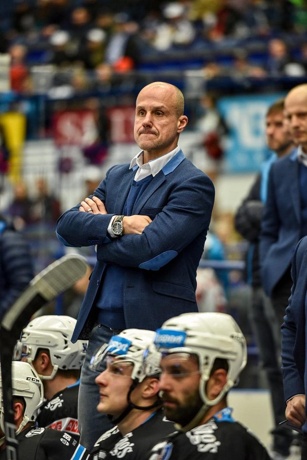 Trenér Plzně Martin Straka nemohl být po utkání předkola play off hokejové extraligy ve Vítkovicích spokojený. Západočeši prohráli 1:3.