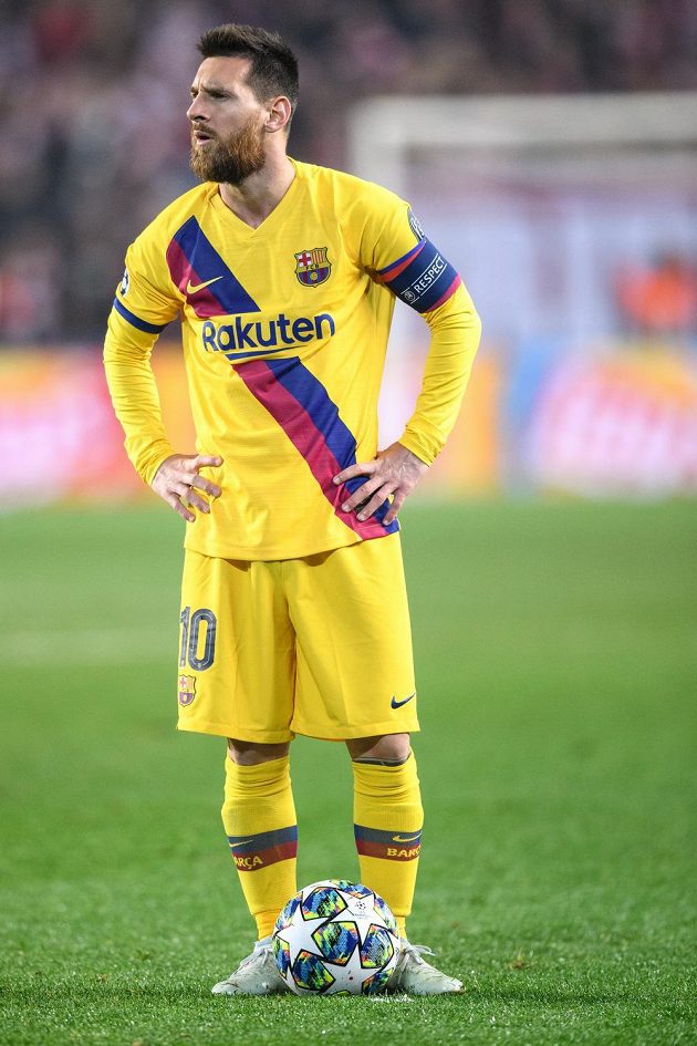 Lionel Messi z Barcelony během utkání základní skupiny Ligy mistrů se Slavií.