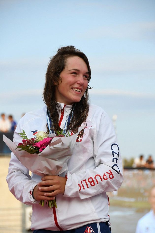 Kanoistka Tereza Fišerová si užívá stříbrnou radost.