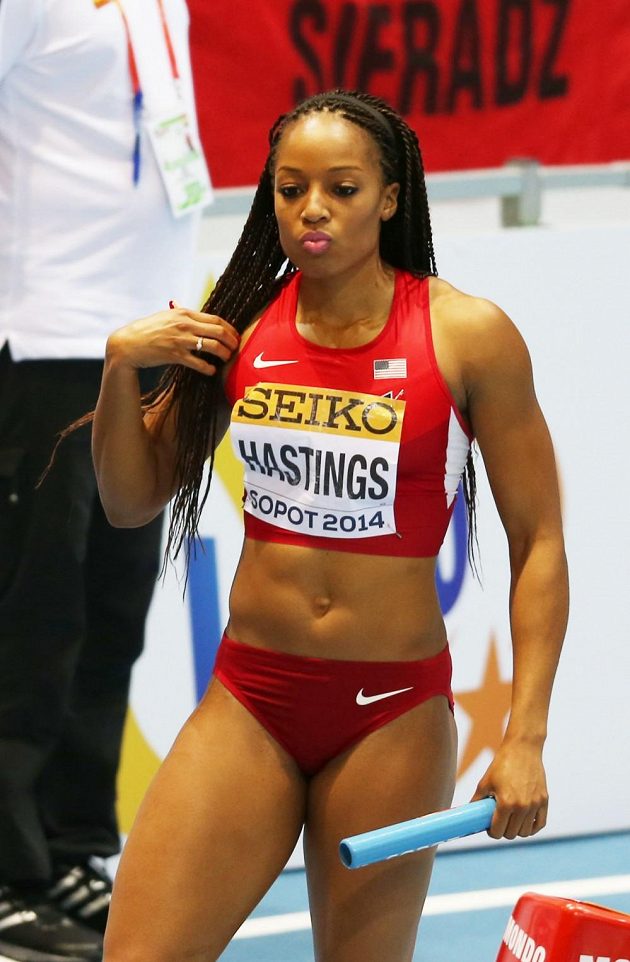 Natasha Hastingsová, členka vítězné americké štafety na 4x400 m.