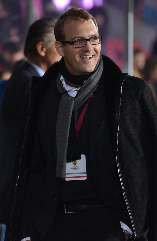 Majitel fotbalové Sparty Daniel Křetínský během utkání se Slovanem Bratislava.